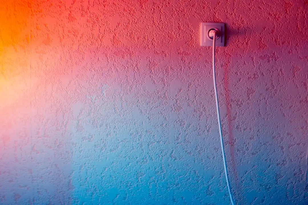 智能音箱、智能插座与智能摄像头联动方案：打造成都小户型全屋语音控制体验正文配图 2